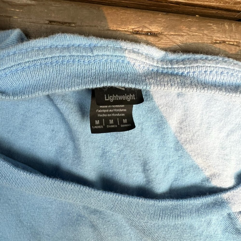 shirt - Picture 2 of 3